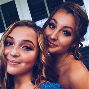 Meet your Posher, Sophia